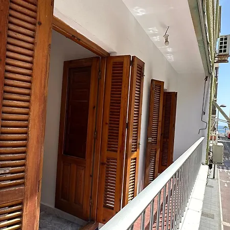 3 A Estrenar En Playa Zapillo * Almeria