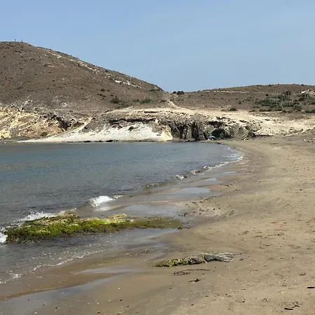 3 A Estrenar En Playa Zapillo Almeria