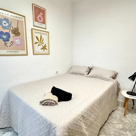 3 A Estrenar En Playa Zapillo *