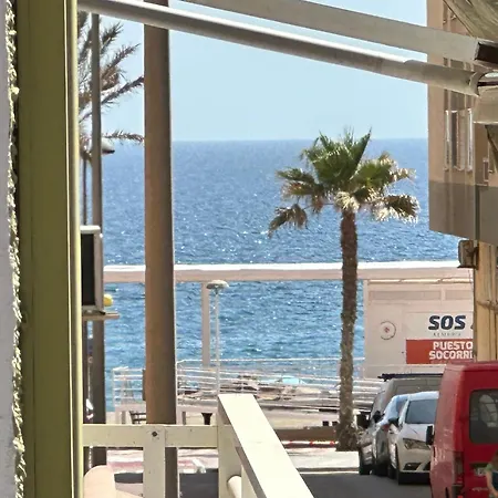 3 A Estrenar En Playa Zapillo *